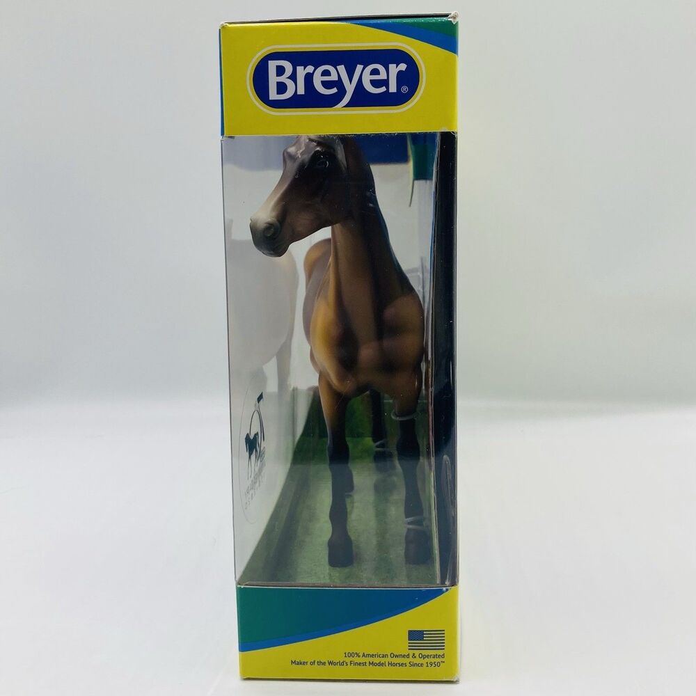 Breyer #62120 Fairfax 2020 Horse of the Year 70th Anniversary Freedom Series - Picture 4 of 11